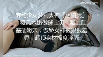 请了一个护士小姐姐来做核酸，给她通一下喉咙