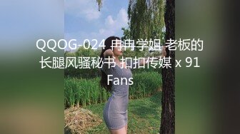  《监控破解》精瘦小伙把高颜值美女操到喊受不了了