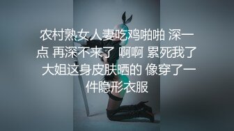 Raya 和我三年半前认识，约会第一年后就一直在拍摄内容！我们喜欢我们的爱情生活11