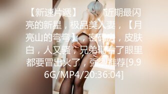 隆隆声的周末~居家一边玩手机一边操媳妇儿,也不管我玩不玩，拿住我鸡巴怼准淫穴一顿操~无套后入，骑乘上位啪啪，好爽好爽！