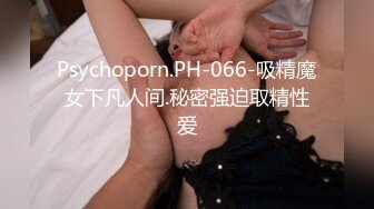 色魔摄影师私拍美女模特 小骚b已经被摄影师玩的黑黢黢的了